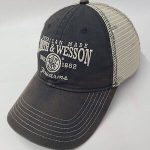 Smith & Wesson Hat Adjustable Trucker Mesh Black Beige Distressed Firearms Logo
